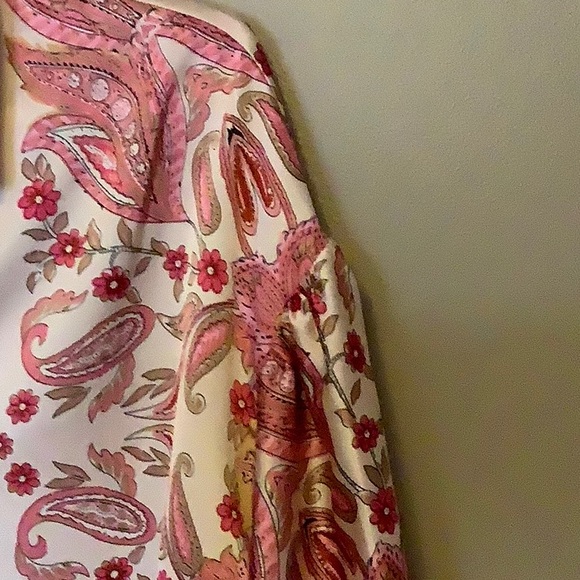 Women BnWt Fate shirt - Picture 6 of 7